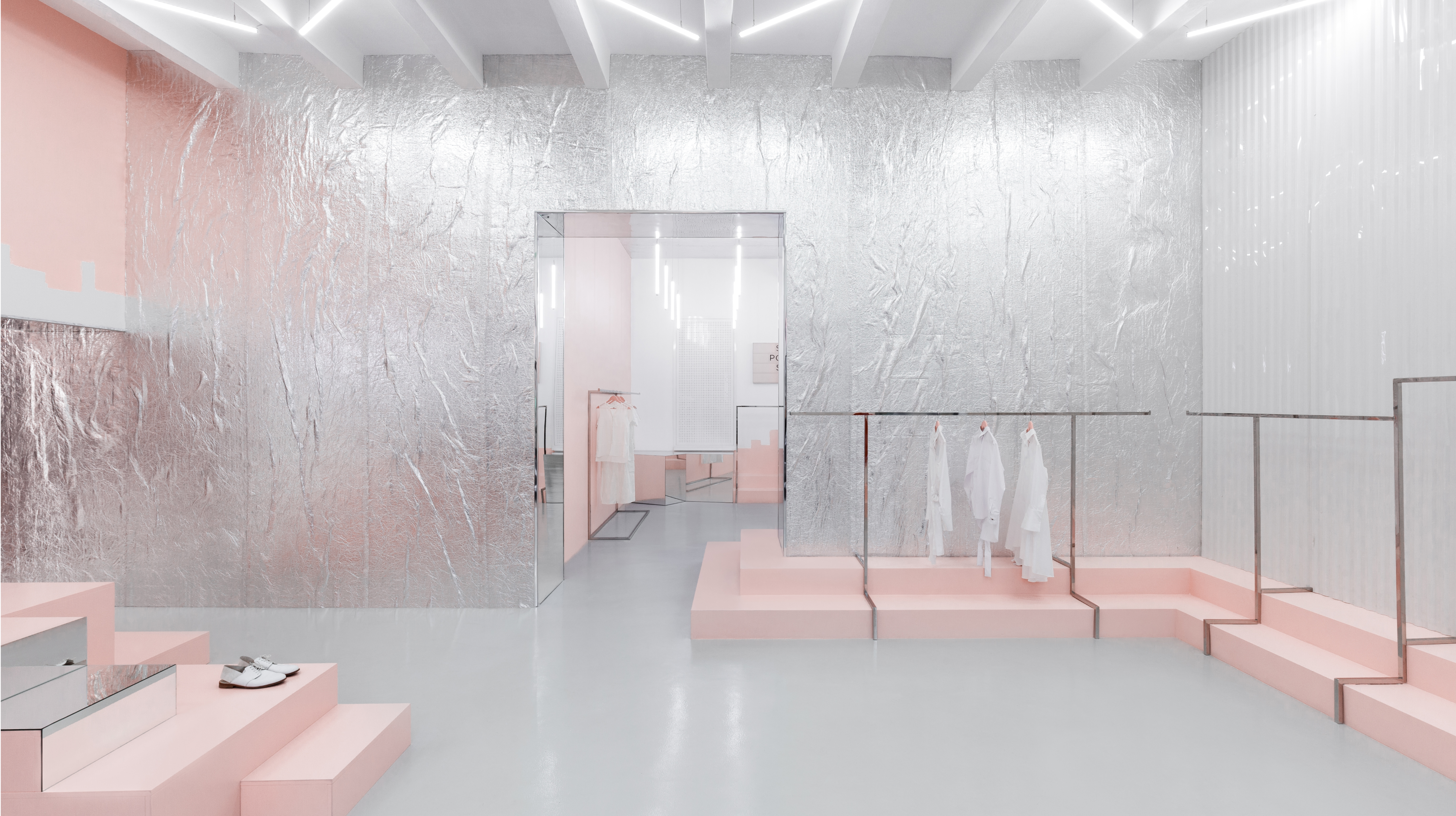 akz architectura | blushhh! secret shop